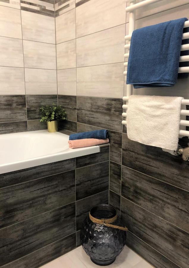 Glamour Apartman Tapolca Exterior foto